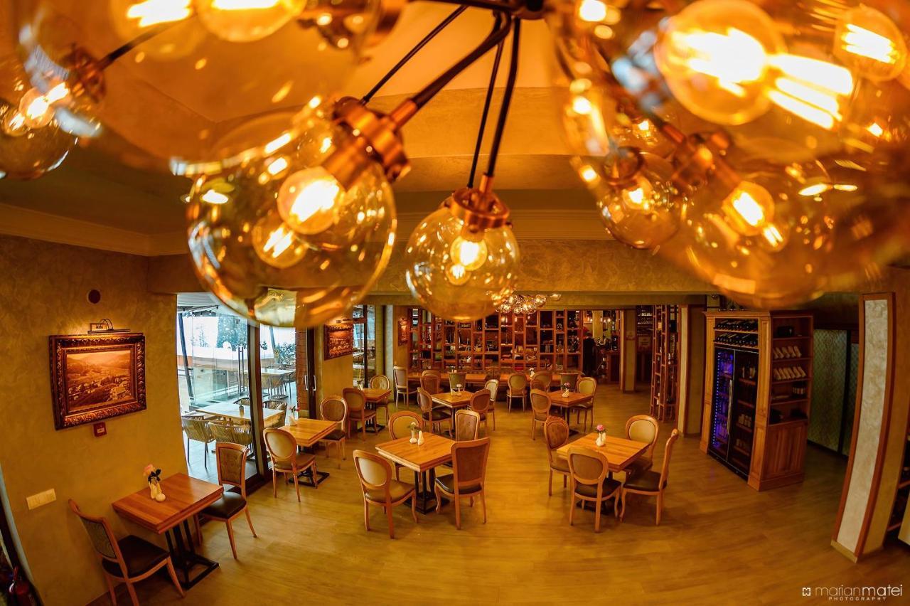Hotel Roser House Boutique - Pe Malul Lacului Colibiţa 외부 사진
