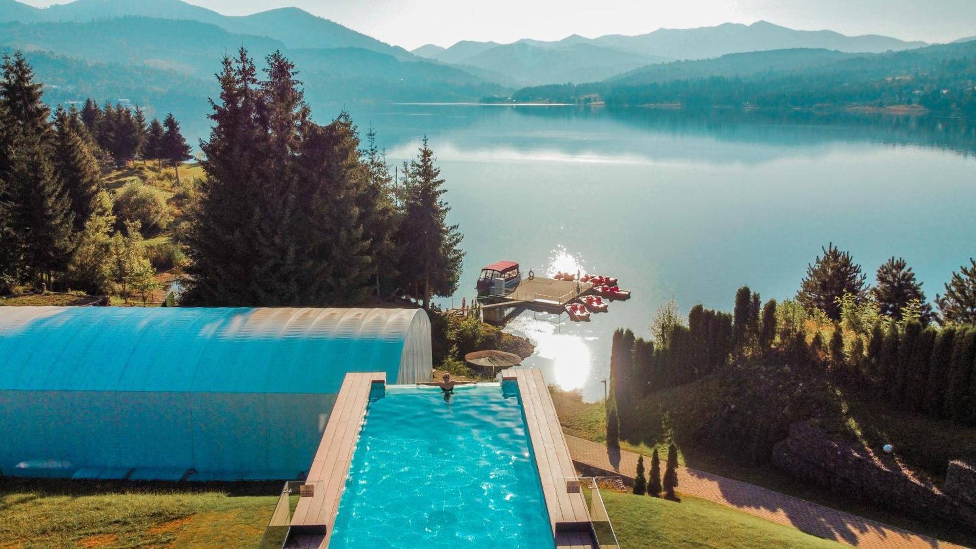 Hotel Roser House Boutique - Pe Malul Lacului Colibiţa 외부 사진