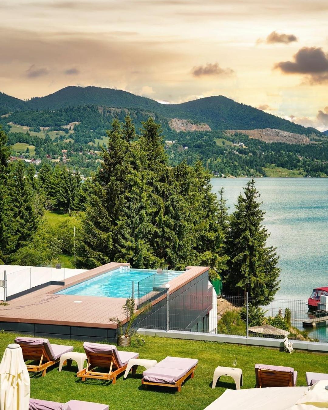 Hotel Roser House Boutique - Pe Malul Lacului Colibiţa 외부 사진
