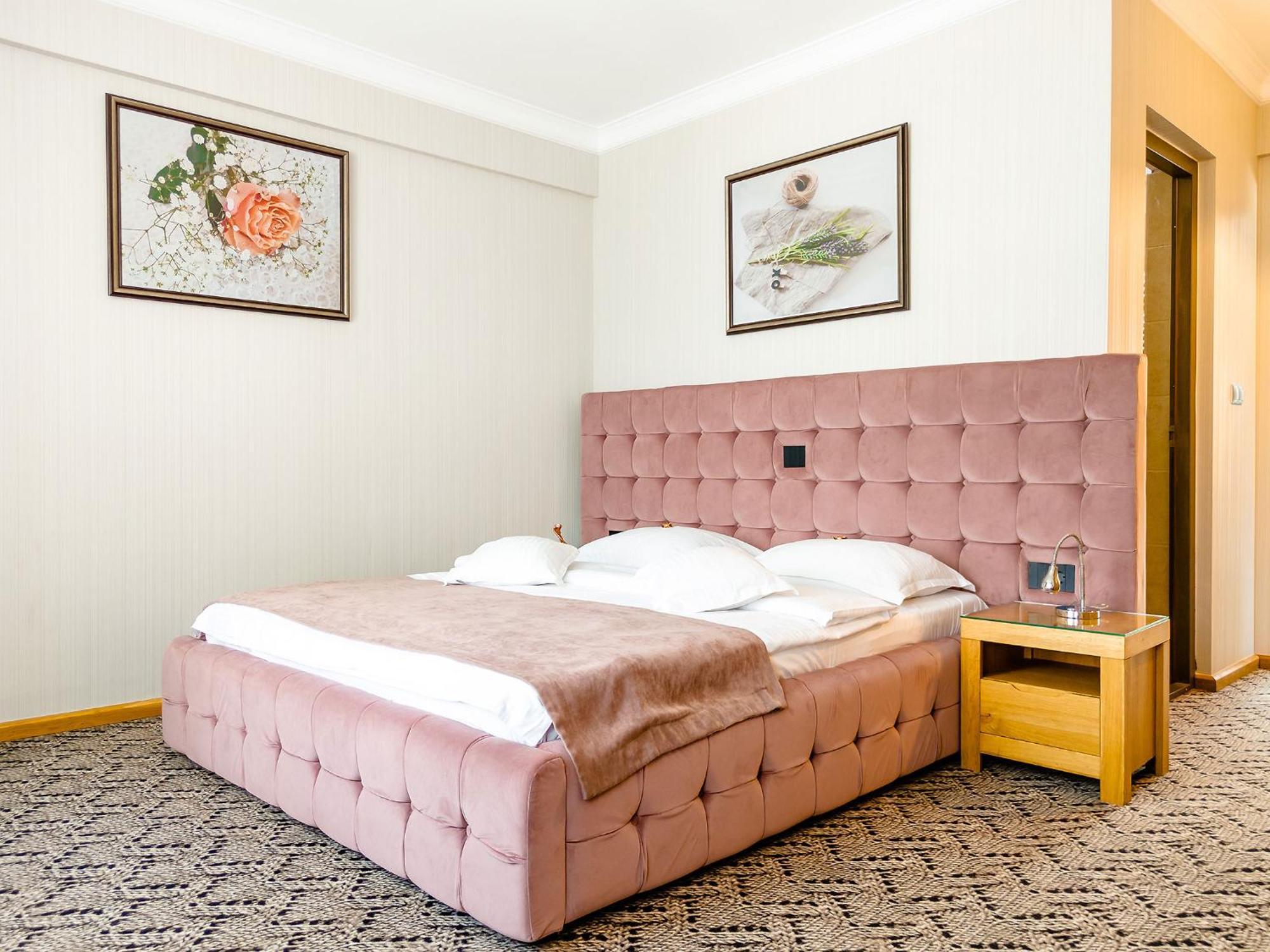 Hotel Roser House Boutique - Pe Malul Lacului Colibiţa 외부 사진
